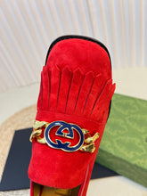 Load image into Gallery viewer, Gucci interlocking G Mid Heel Pump