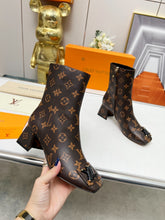 Load image into Gallery viewer, Louis Vuitton Shake Ankle Boots