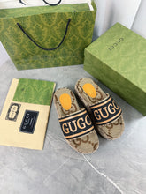 Load image into Gallery viewer, Gucci Platform Slide Sandal