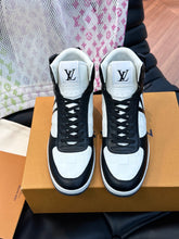 Load image into Gallery viewer, Louis Vuitton Rivoli Sneakers