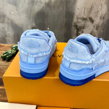 Load image into Gallery viewer, Louis Vuitton Trainer Sneakers