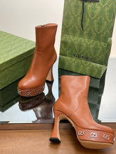 Load image into Gallery viewer, Gucci Platform Boots With GG Studs