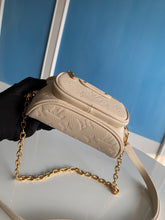Load image into Gallery viewer, Louis Vuitton Mini Bumbag