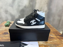 Load image into Gallery viewer, Chanel x Nike Sneakers
