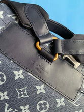 Load image into Gallery viewer, Louis Vuitton Christopher MM Backpack