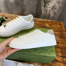 Load image into Gallery viewer, Gucci Ace Women Sneakers
