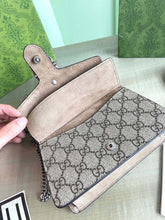 Load image into Gallery viewer, Gucci Mini Top Handle Dionysus Bag