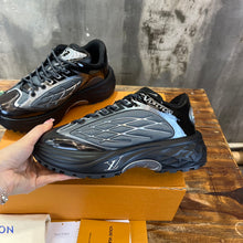 Load image into Gallery viewer, Louis Vuitton Discovery Lace Up Sneakers