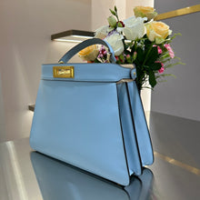 Load image into Gallery viewer, Fendi Peekaboo Medium iseeu Bag