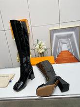 Load image into Gallery viewer, Louis Vuitton Shake High Boots