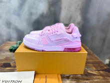 Load image into Gallery viewer, Louis Vuitton Trainer Sneakers