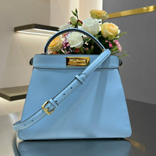 Load image into Gallery viewer, Fendi Peekaboo Medium iseeu Bag