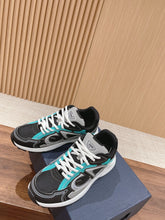 Load image into Gallery viewer, Christian Dior Men B30 Sneaker