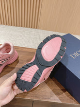 Load image into Gallery viewer, Christian Dior Men B30 Sneaker
