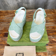 Load image into Gallery viewer, Gucci Double G Platform Sandal