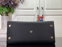 Load image into Gallery viewer, Louis Vuitton On My Side MM Bag