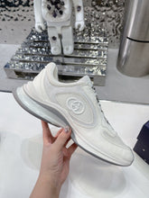 Load image into Gallery viewer, Gucci Run Sneakers