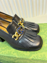 Load image into Gallery viewer, Gucci interlocking G Mid Heel Pump