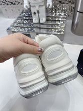 Load image into Gallery viewer, Gucci Run Sneakers