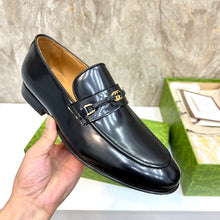 Load image into Gallery viewer, Gucci Men Loafers