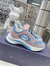 Load image into Gallery viewer, Gucci Run Sneakers
