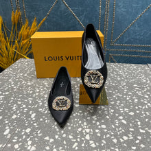 Load image into Gallery viewer, Louis Vuitton Flat Ballerina