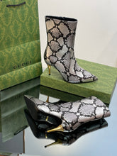 Load image into Gallery viewer, Gucci Ankle Boots
