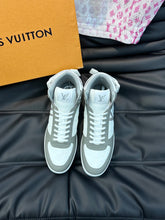 Load image into Gallery viewer, Louis Vuitton Rivoli Sneakers