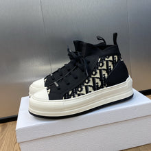 Load image into Gallery viewer, Christian Dior Walk'n Sneakers