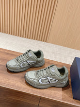 Load image into Gallery viewer, Christian Dior Men B30 Sneaker