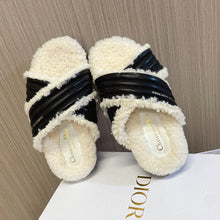 Load image into Gallery viewer, Christian Dior sandal