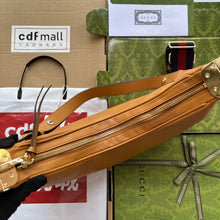 Load image into Gallery viewer, Gucci Attache Medium Shoulder Bag