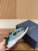 Load image into Gallery viewer, Christian Dior Men B30 Sneaker