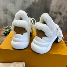 Load image into Gallery viewer, Louis Vuitton Archlight Sneaker