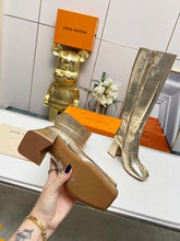 Load image into Gallery viewer, Louis Vuitton Shake High Boots