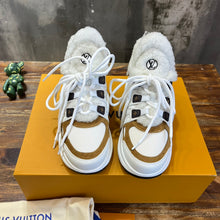 Load image into Gallery viewer, Louis Vuitton Archlight Sneaker