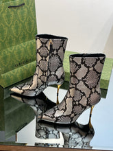 Load image into Gallery viewer, Gucci Ankle Boots