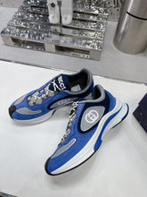 Load image into Gallery viewer, Gucci Run Sneakers