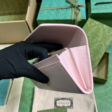 Load image into Gallery viewer, Gucci Continental Wallet