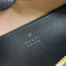 Load image into Gallery viewer, Gucci Interlocking G Mini Heart Shoulder Bag