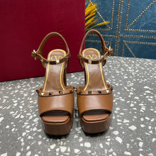 Load image into Gallery viewer, Valentino Tan-go Platform Patent Leather Sandal 155MM