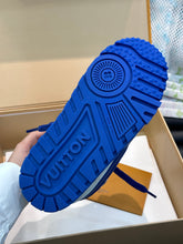 Load image into Gallery viewer, Louis Vuitton Trainer Maxi Sneakers