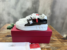 Load image into Gallery viewer, Valentino One Stud XL Trainer Sneakers