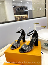Load image into Gallery viewer, Louis Vuitton Silhouette Sandals