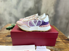 Load image into Gallery viewer, Valentino Lace An Mesh Lace Runner Sneakers