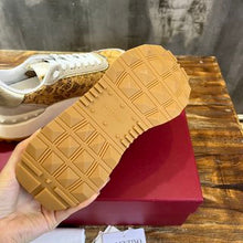 Load image into Gallery viewer, Valentino Lace An Mesh Lace Runner Sneakers
