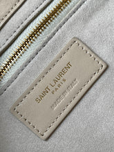 Load image into Gallery viewer, YSL Le 5 A 7 Hobo Bag