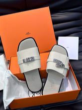 Load image into Gallery viewer, Hermes Giulia Sandal