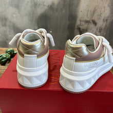 Load image into Gallery viewer, Valentino One Stud XL Trainer Sneakers