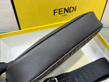 Load image into Gallery viewer, Fendi Camera case Bag